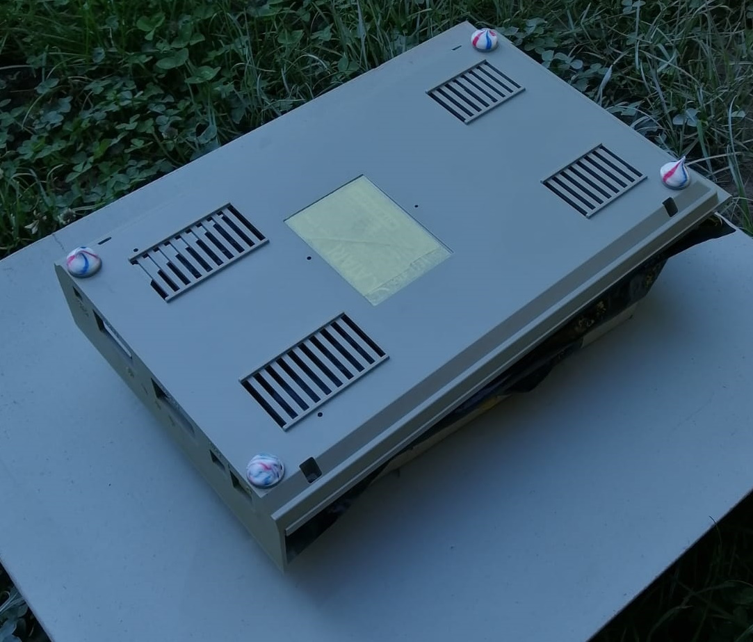 XF551-7.jpg XF551-7.jpg